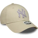 beige-verstellbare-curved-cap-fur-damen-9forty-metallic-der-new-york-yankees-mlb-von-new-era