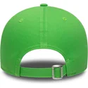 ljusgron-justerbar-kurvad-keps-med-vit-logotyp-9forty-league-essential-fran-los-angeles-dodgers-mlb-av-new-era
