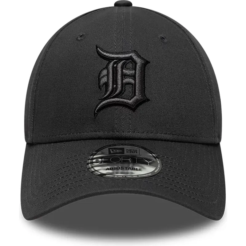 svart-justerbar-kurvad-keps-med-svart-logotyp-9forty-team-outline-fran-detroit-tigers-mlb-av-new-era