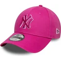 cepice-zaoblena-ruzova-nastavitelny-9forty-team-outline-new-york-yankees-mlb-new-era