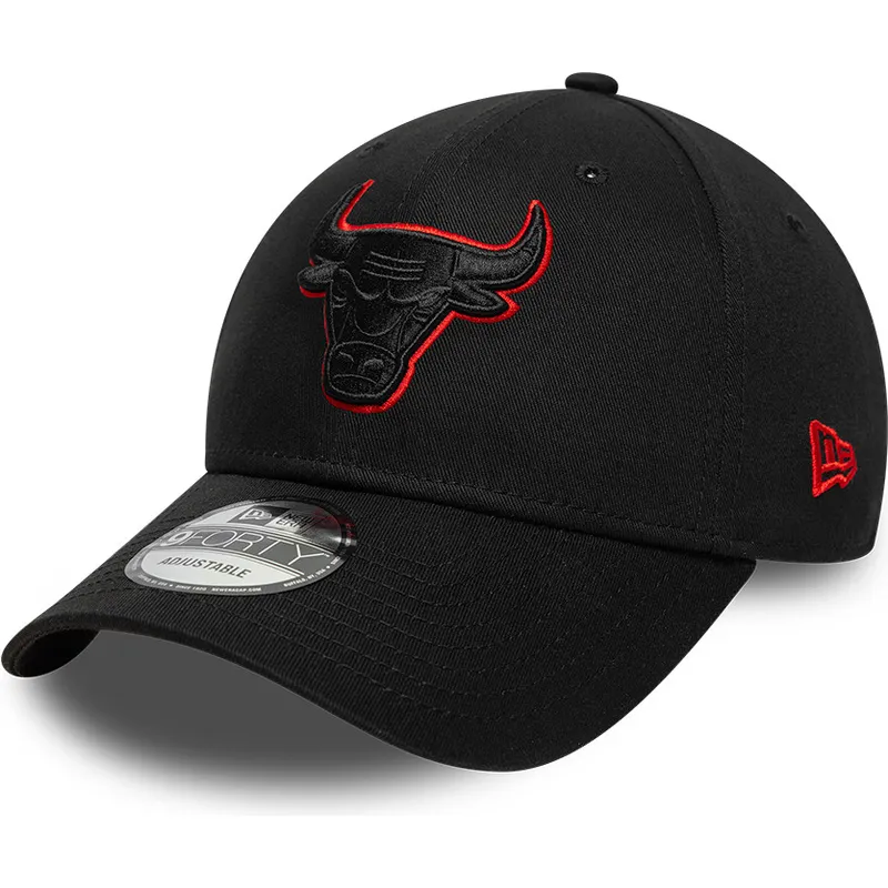 cepice-zaoblena-cerna-nastavitelny-9forty-team-outline-chicago-bulls-nba-new-era