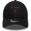 cepice-zaoblena-cerna-nastavitelny-9forty-team-outline-chicago-bulls-nba-new-era