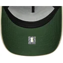 rod-och-beige-kurvad-keps-snapback-e-frame-city-icon-chicago-bulls-nba-fran-new-era
