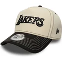 beige-und-schwarze-gebogene-snapback-kappe-e-frame-city-icon-der-los-angeles-lakers-nba-von-new-era