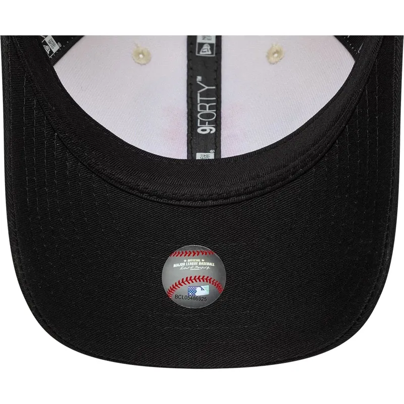beige-och-svart-kurvad-keps-snapback-9forty-m-crown-side-script-new-york-mets-mlb-fran-new-era