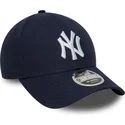 cepice-zaoblena-namornicka-modra-snapback-9forty-m-crown-linen-new-york-yankees-mlb-new-era