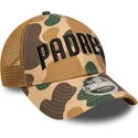 kamouflage-trucker-keps-9forty-m-crown-wordmark-san-diego-padres-mlb-fran-new-era
