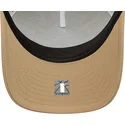 cepice-zaoblena-bezova-snapback-9forty-m-crown-a-frame-los-angeles-lakers-nba-new-era