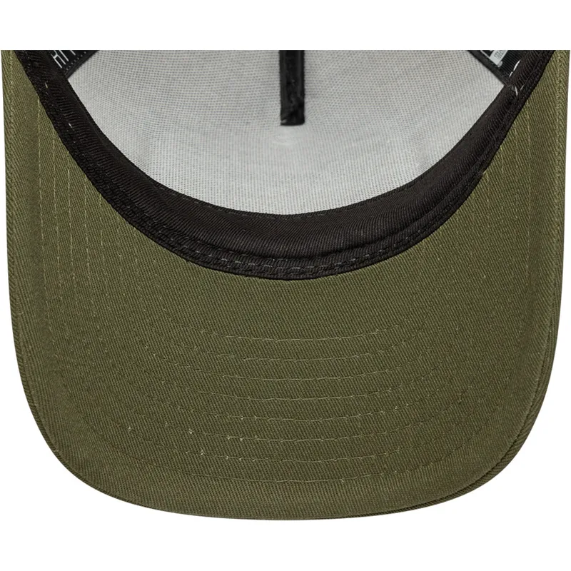 cap-zaoblena-beige-snapback-9forty-m-crown-new-era