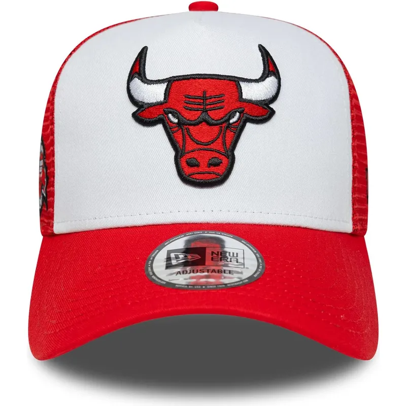 rote-und-weisse-trucker-kappe-a-frame-side-patch-von-chicago-bulls-nba-von-new-era