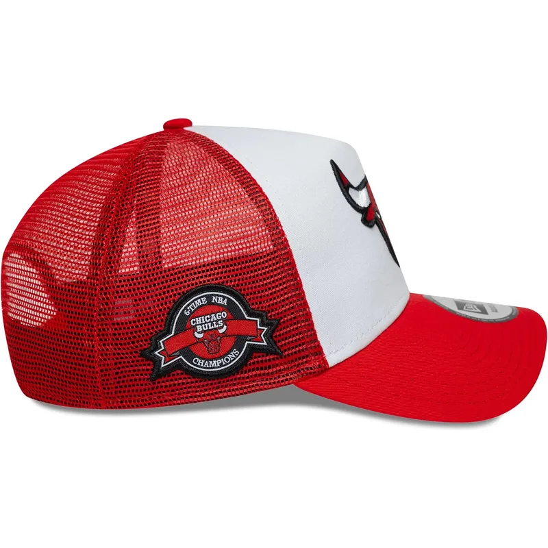 rod-och-vit-trucker-keps-a-frame-side-patch-fran-chicago-bulls-nba-av-new-era