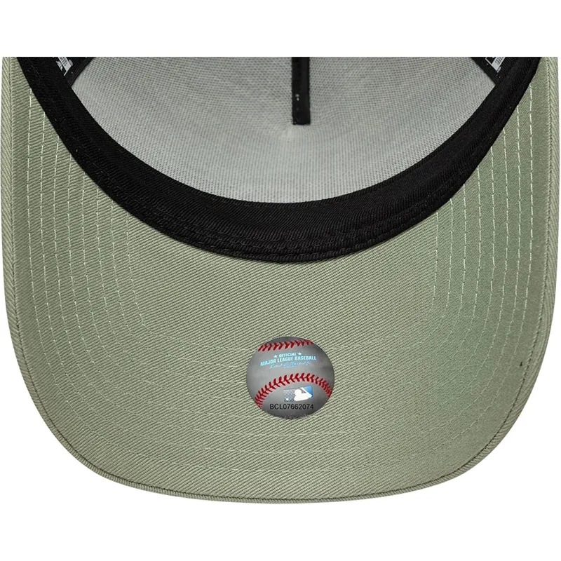 truckerkeps-gron-med-gron-logotyp-a-frame-outline-fran-los-angeles-dodgers-mlb-av-new-era