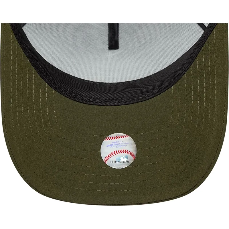 grune-trucker-kappe-mit-schwarzem-logo-a-frame-sport-der-los-angeles-dodgers-mlb-von-new-era