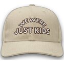 gorra-curva-beige-snapback-just-kids-the-retro-de-homenage