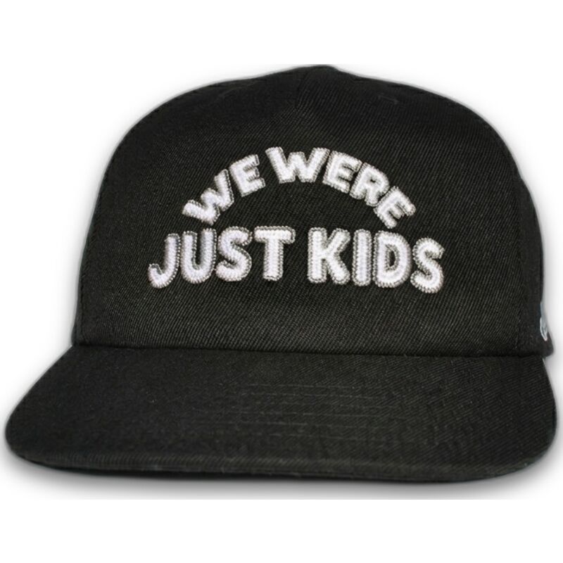 gorra-curva-negra-snapback-just-kids-outline-the-retro-de-homenage