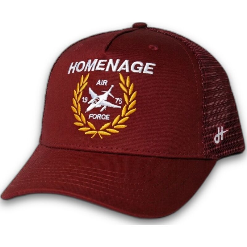 cap-zaoblena-red-snapback-the-trucker-homenage