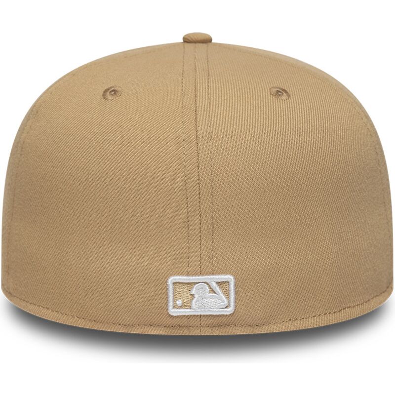cepice-rovna-hneda-prilehava-59fifty-league-essential-new-york-yankees-mlb-new-era