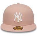 cepice-rovna-ruzova-prilehava-59fifty-league-essential-new-york-yankees-mlb-new-era