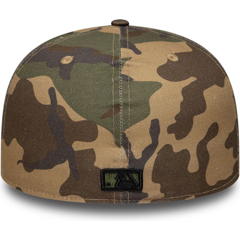 platt-keps-kamouflage-justerad-med-svart-logotyp-59fifty-camo-new-york-yankees-mlb-fran-new-era