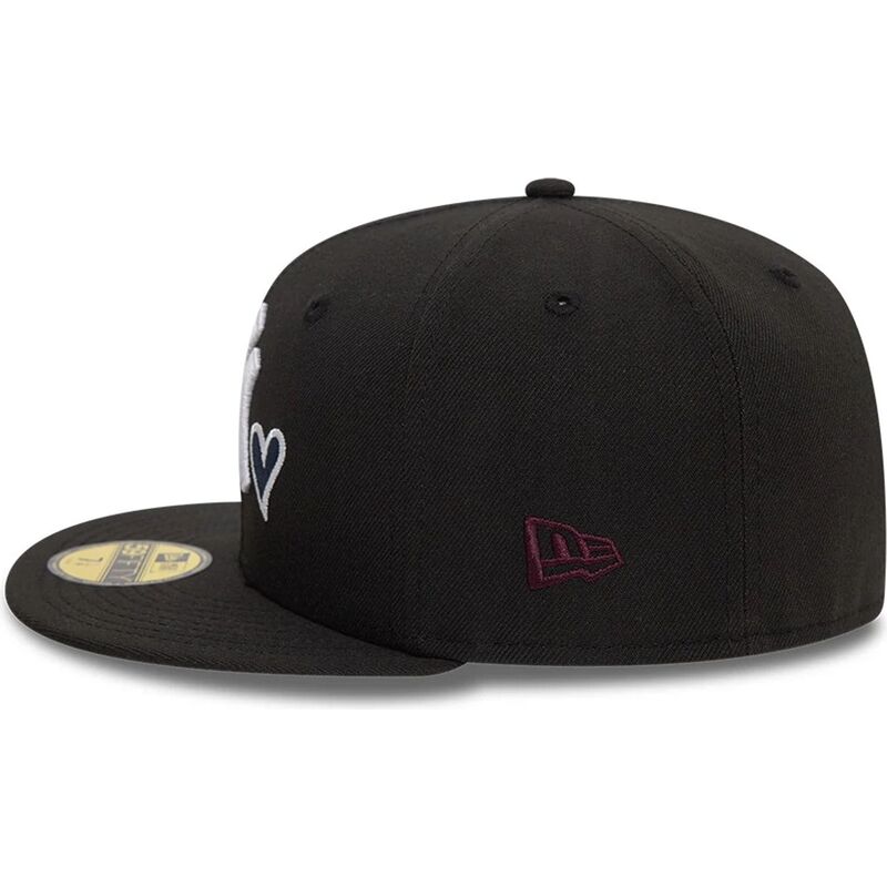 cepice-rovna-cerna-prilehava-59fifty-heart-icon-new-york-yankees-mlb-new-era