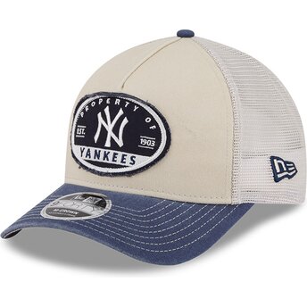 Beige und marineblaue Trucker-Kappe 9FORTY M-Crown A Frame Fray der New York Yankees MLB von New Era