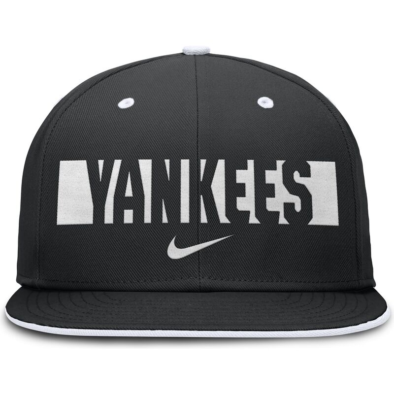 cepice-rovna-cerna-prilehava-primetime-dri-fit-true-structured-round-bill-new-york-yankees-mlb-nike