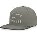 cepice-rovna-zelena-snapback-dri-fit-pro-structured-square-bill-new-york-yankees-mlb-nike