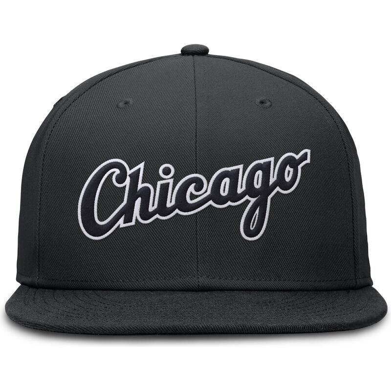 gorra-plana-negra-ajustada-dri-fit-true-structured-round-bill-de-chicago-white-sox-mlb-de-nike