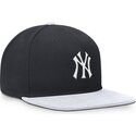 cepice-rovna-namornicka-modra-snapback-dri-fit-pro-structured-square-bill-new-york-yankees-mlb-nike
