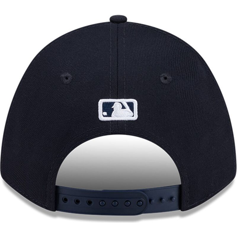 cepice-zaoblena-namornicka-modra-snapback-9forty-m-crown-hall-of-fame-new-york-yankees-mlb-new-era cepice-zaoblena-namornicka-modra-snapback-9forty-m-crown-hall-of-fame-new-york-yankees-mlb-new-era