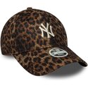 cepice-zaoblena-leopardi-nastavitelny-9forty-leopard-cosy-new-york-yankees-mlb-new-era