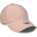 cepice-zaoblena-ruzova-snapback-rosa-9forty-m-crown-winter-borg-new-york-yankees-mlb-new-era