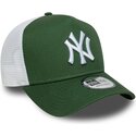 cepice-zaoblena-zelena-snapback-a-frame-league-essential-new-york-yankees-mlb-new-era