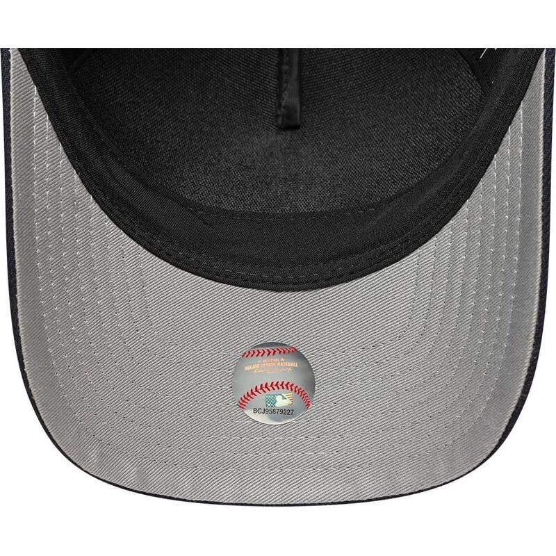 cepice-zaoblena-namornicka-modra-snapback-9forty-m-crown-a-frame-emblem-new-york-yankees-mlb-new-era cepice-zaoblena-namornicka-modra-snapback-9forty-m-crown-a-frame-emblem-new-york-yankees-mlb-new-era