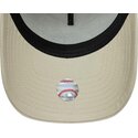 cepice-zaoblena-bezova-snapback-e-frame-league-essential-new-york-yankees-mlb-new-era