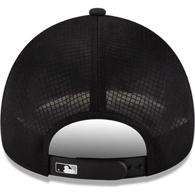 cepice-zaoblena-cerna-snapback-9forty-apex-batting-practice-chicago-white-sox-mlb-new-era