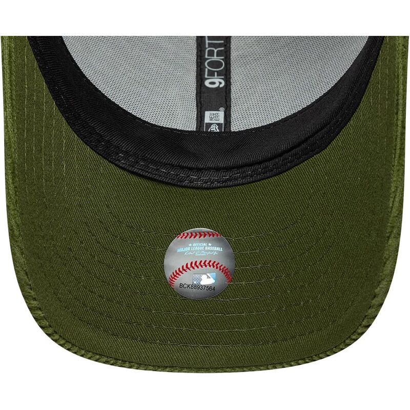cepice-zaoblena-zelena-nastavitelny-9forty-m-crown-cord-new-york-yankees-mlb-new-era cepice-zaoblena-zelena-nastavitelny-9forty-m-crown-cord-new-york-yankees-mlb-new-era