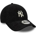 cepice-zaoblena-cerna-snapback-9forty-winter-borg-new-york-yankees-mlb-new-era