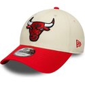 cepice-zaoblena-bezova-nastavitelny-9forty-colour-block-chicago-bulls-nba-new-era