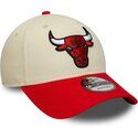 cepice-zaoblena-bezova-nastavitelny-9forty-colour-block-chicago-bulls-nba-new-era
