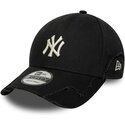 cepice-zaoblena-cerna-nastavitelny-9forty-stitched-new-york-yankees-mlb-new-era
