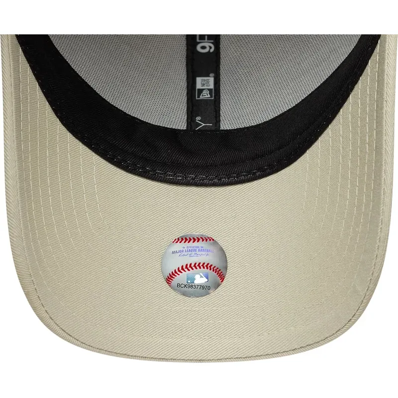 cepice-zaoblena-bezova-nastavitelny-9forty-faux-pony-infill-los-angeles-dodgers-mlb-new-era