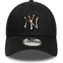 cepice-zaoblena-cerna-nastavitelny-9forty-faux-pony-infill-new-york-yankees-mlb-new-era