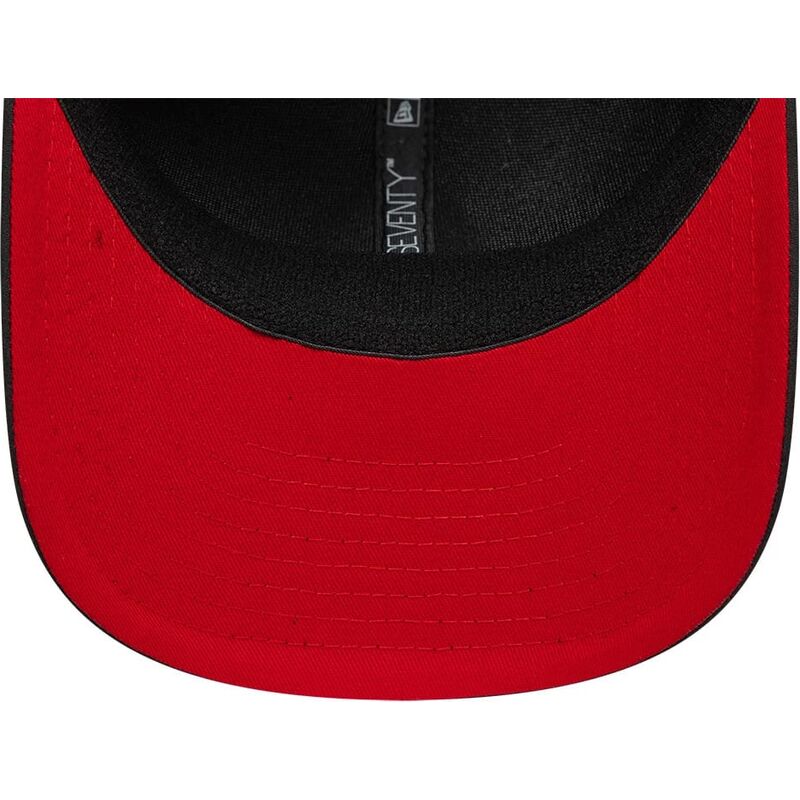 cepice-zaoblena-cerna-snapback-9seventy-stretch-snap-fw-poly-ac-milan-serie-a-new-era
