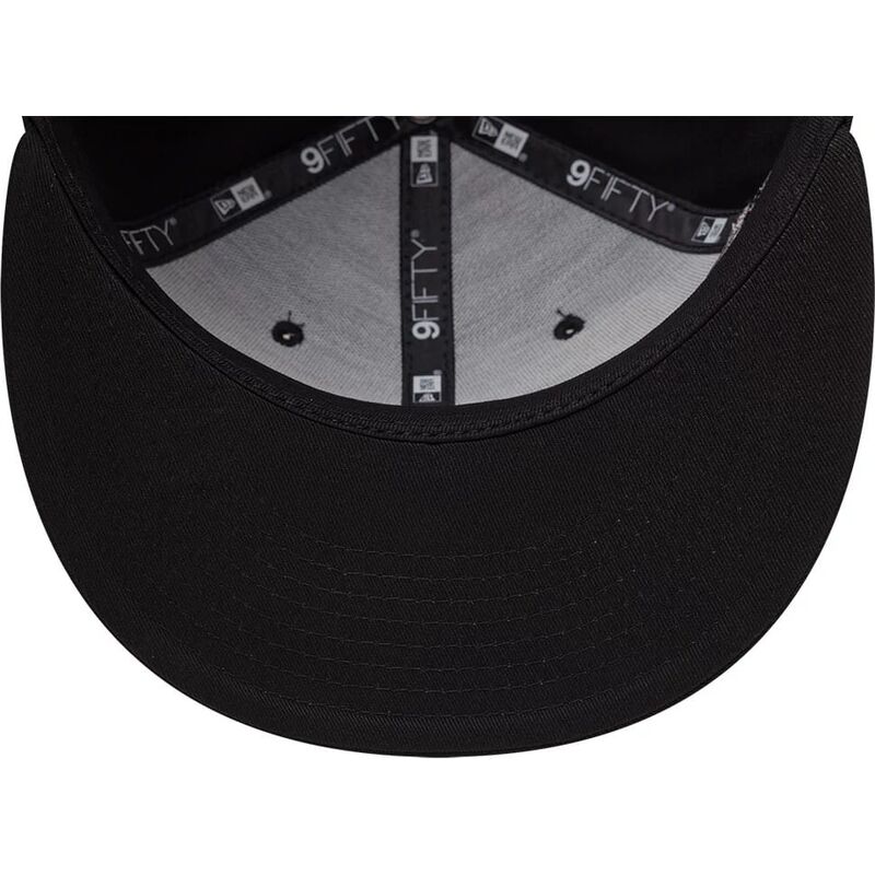 cepice-rovna-cerna-snapback-9fifty-outdoor-icon-new-york-yankees-mlb-new-era