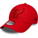 cepice-zaoblena-cervena-nastavitelny-9forty-outline-chicago-bulls-nba-new-era