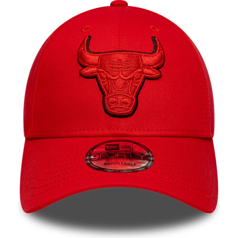 cepice-zaoblena-cervena-nastavitelny-9forty-outline-chicago-bulls-nba-new-era
