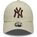 cepice-zaoblena-bezova-snapback-9forty-m-crown-new-york-yankees-mlb-new-era