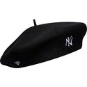 barety-cerna-wool-script-new-york-yankees-mlb-new-era