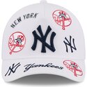 cepice-zaoblena-bila-snapback-9forty-m-crown-a-frame-all-over-new-york-yankees-mlb-new-era